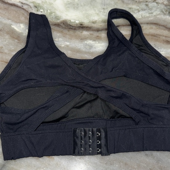 Sports bra - Picture 2 of 2